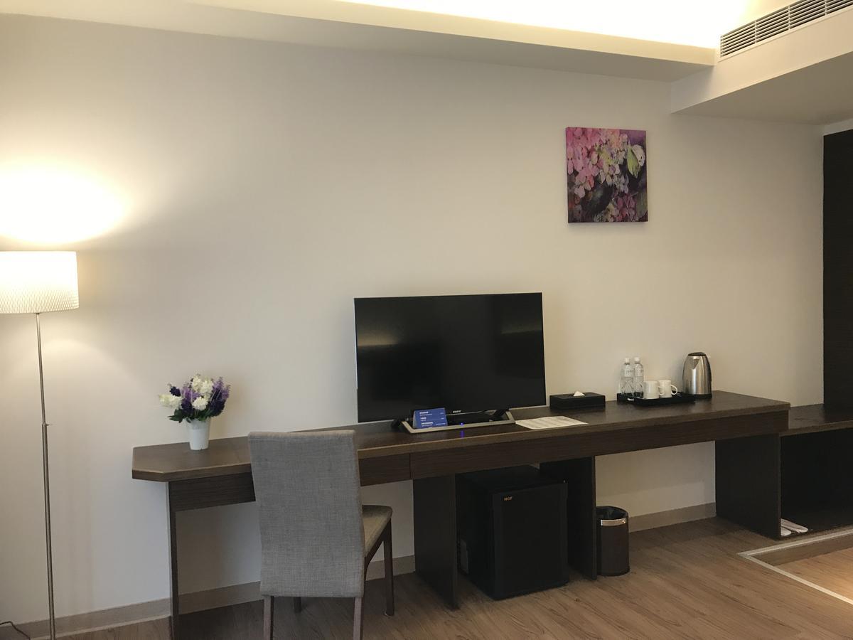 晨光飯店 Hotel Chiayi City Luaran gambar
